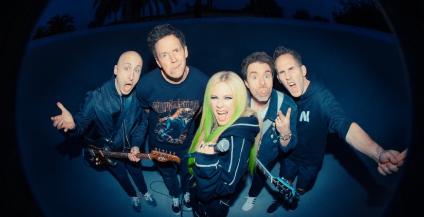 Avril Lavigne e Simple Plan unem forças na musica ‘Young & Dumb’