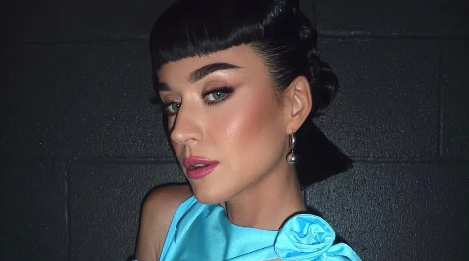 Katy Perry busca ordem de proteção após invasão em sua casa,diz site