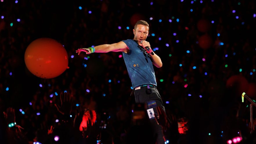 Coldplay ajudará a selecionar artistas para show do intervalo da final da Copa do Mundo 2026