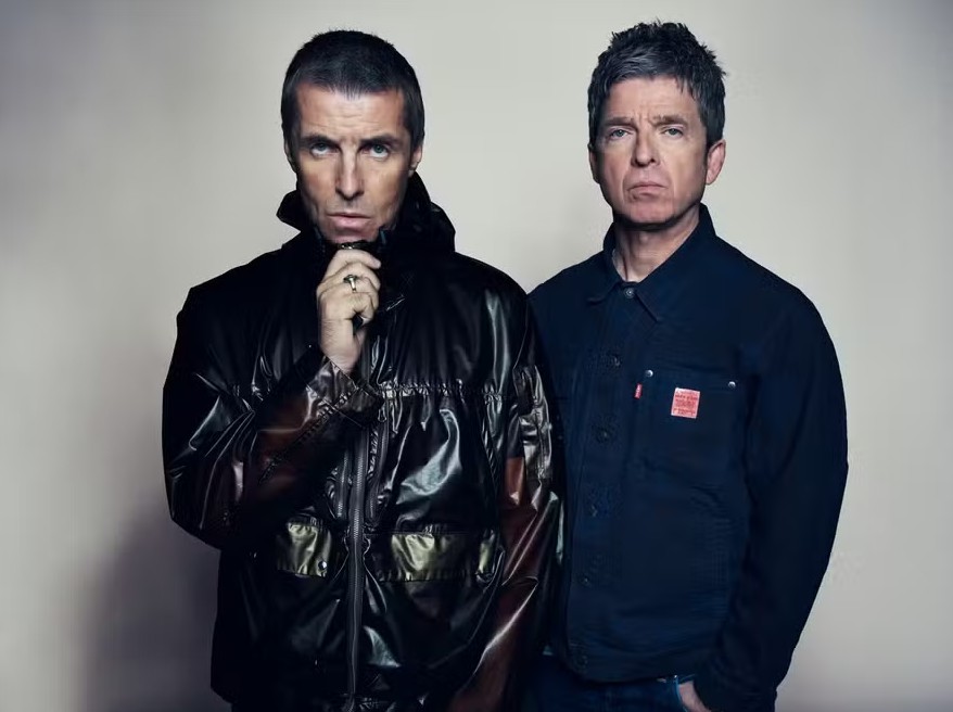Empresário do Oasis diz que turnê de reunião em 2025 será a última da banda