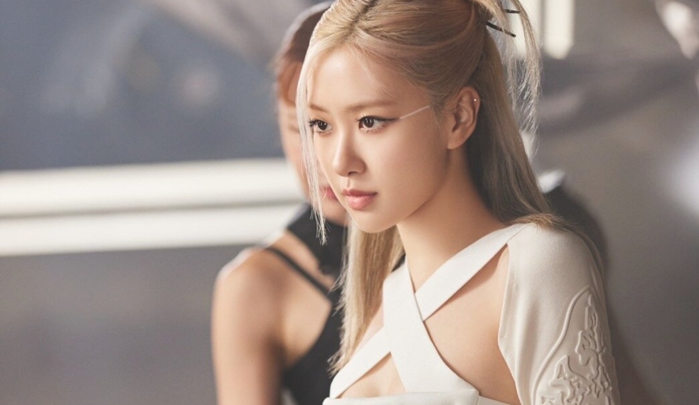 Rosé, do Blackpink, bate novos recordes nos charts da Billboard