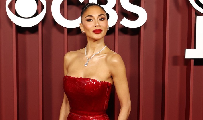 Nicole Scherzinger, ex-Pussycat Dolls, ganha seu 1º Tony